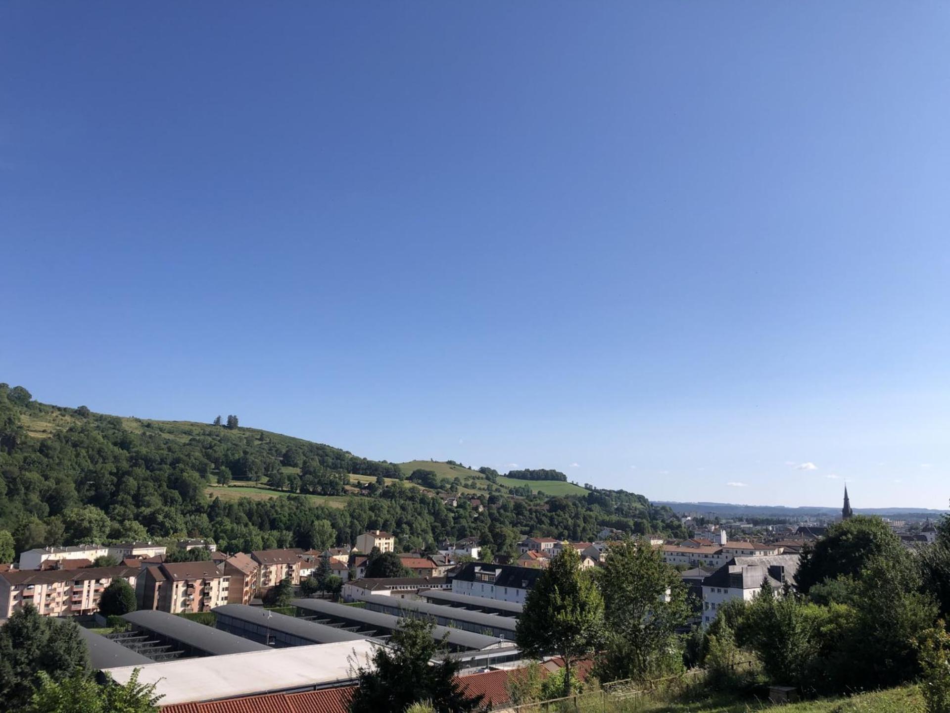 Mini Avec Terrasse * Aurillac